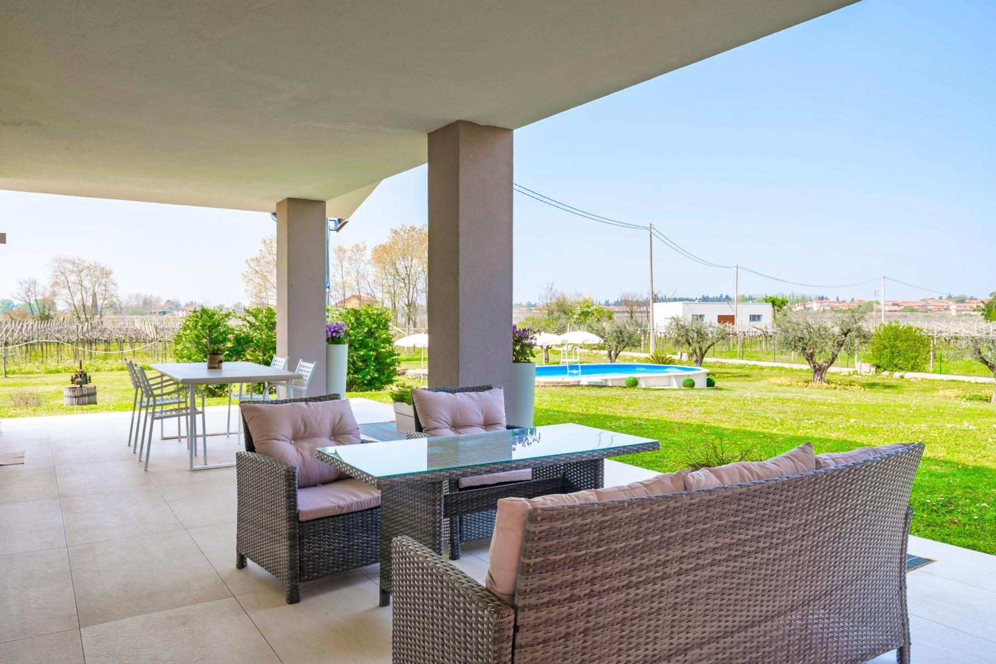 Lagobaldo Apartments - Regarda Travel Colà Екстериор снимка