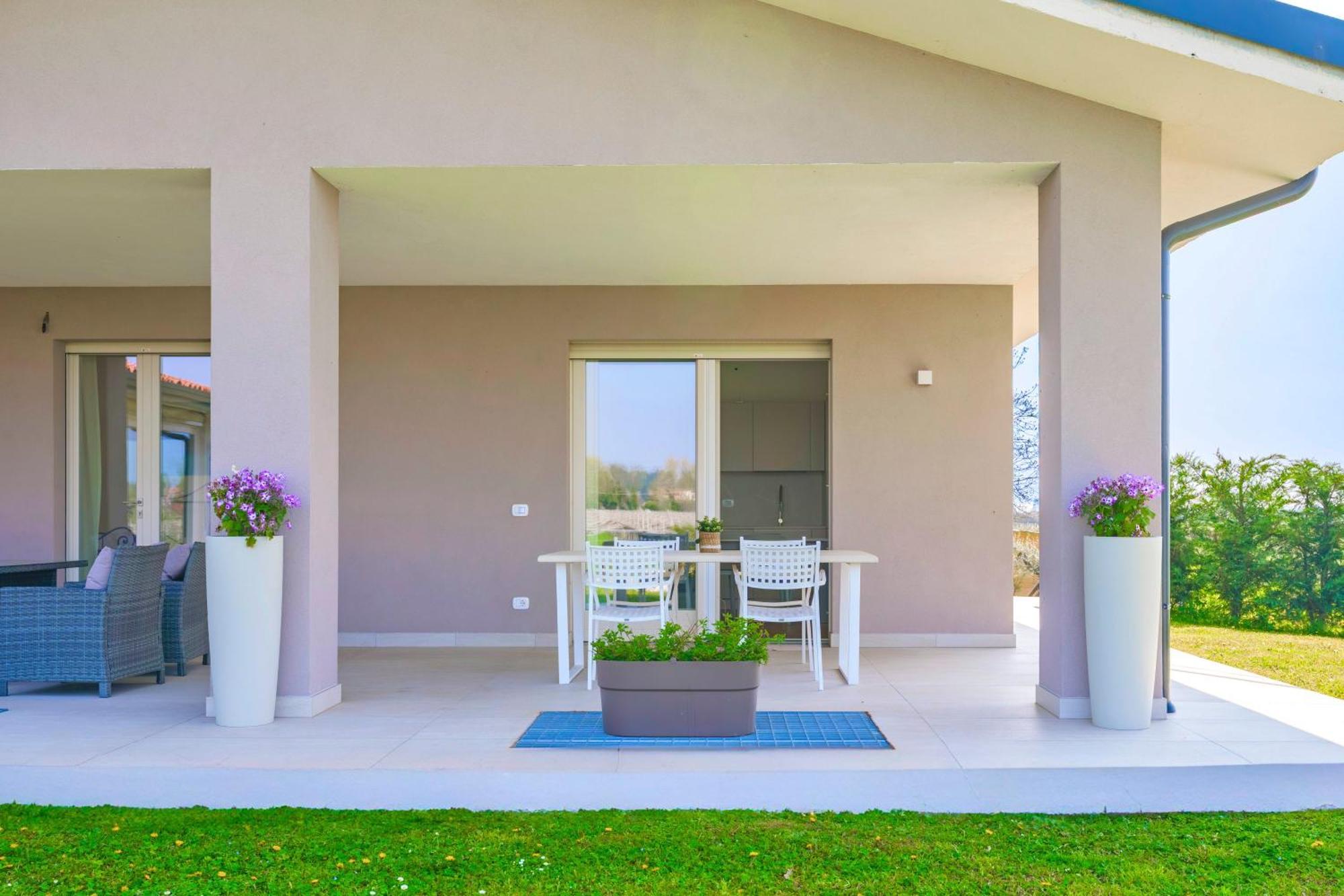 Lagobaldo Apartments - Regarda Travel Colà Екстериор снимка
